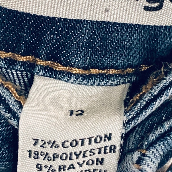 Refuge Jean Shorts - Picture 3 of 3